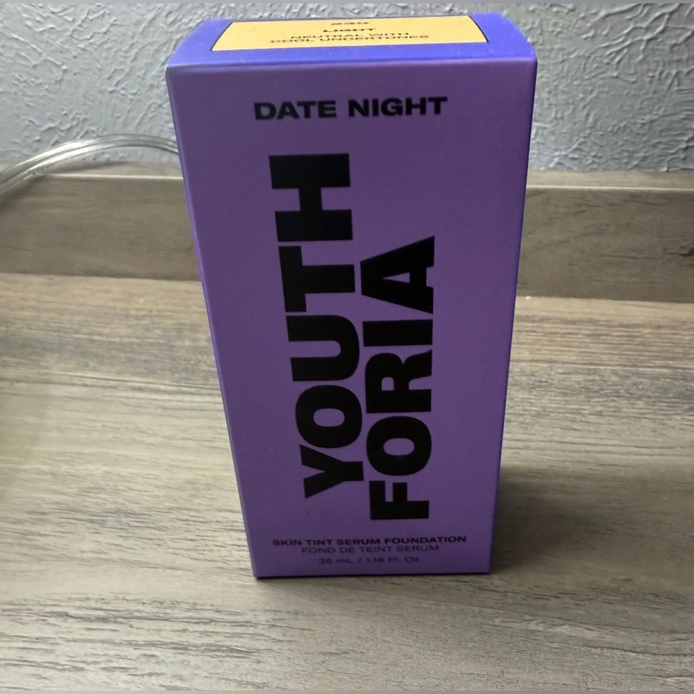 NWT-Unopened In Box YOUTHFORIA 260 Light Medium -